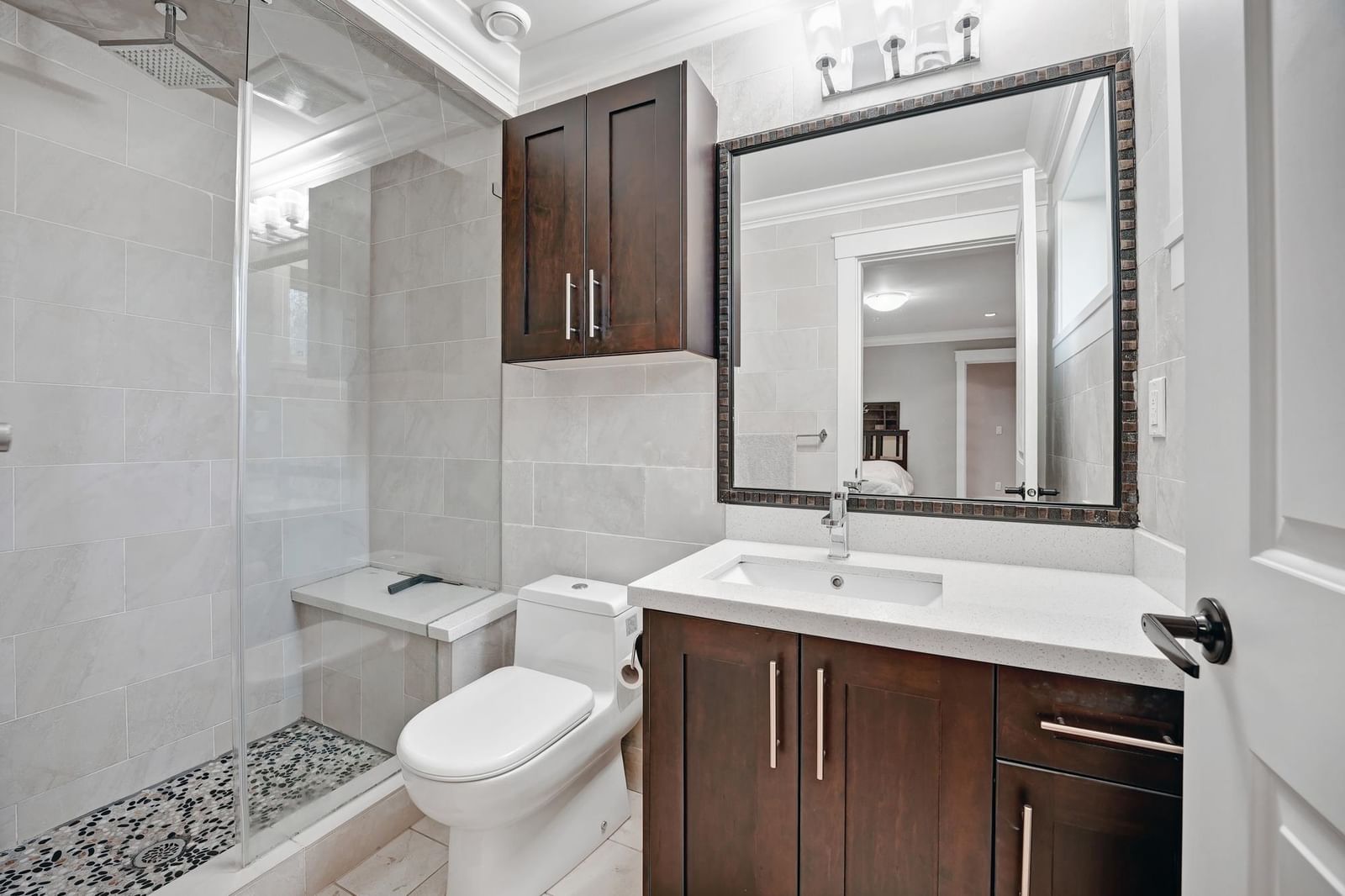 Listing Image 28