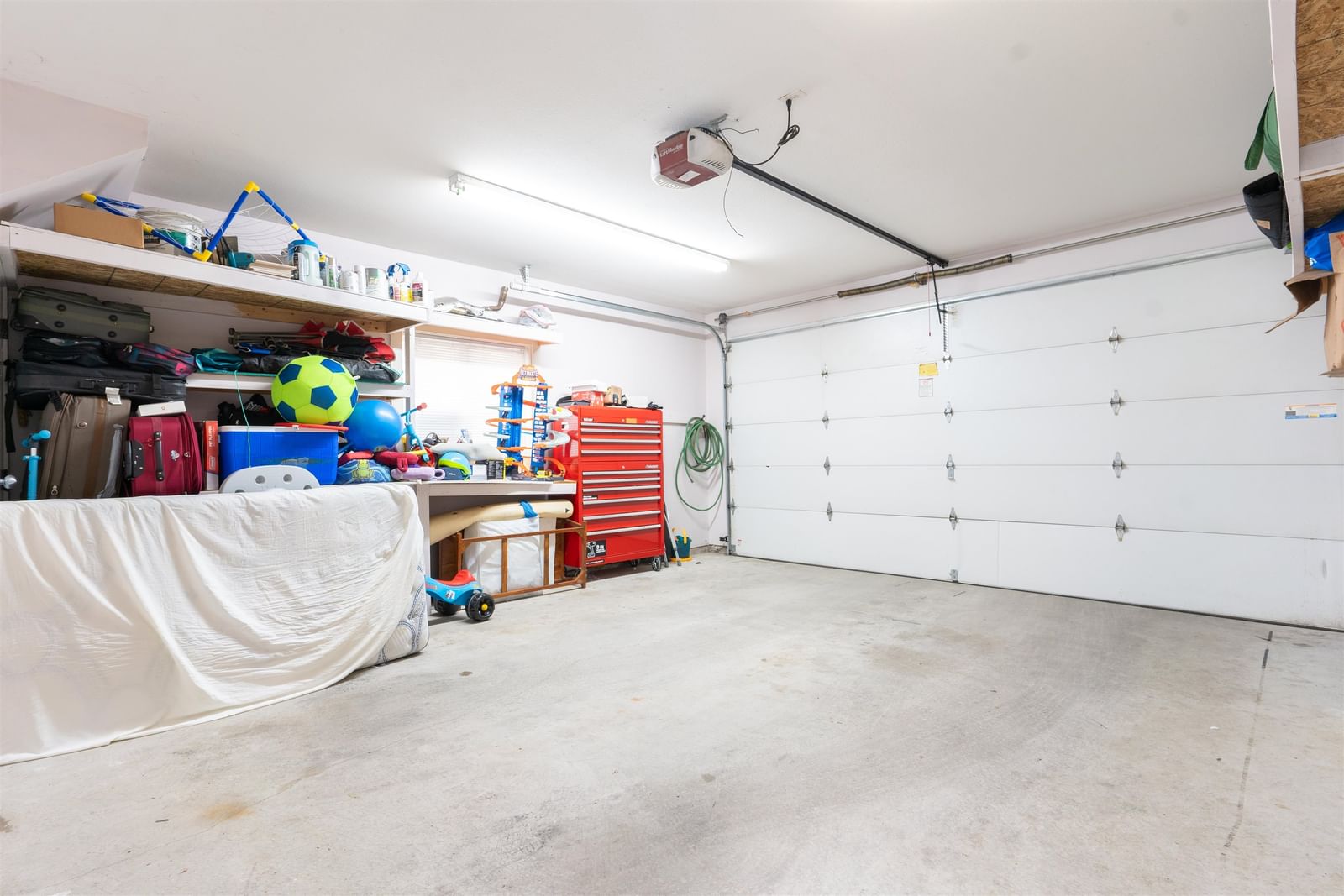 Listing Image 28
