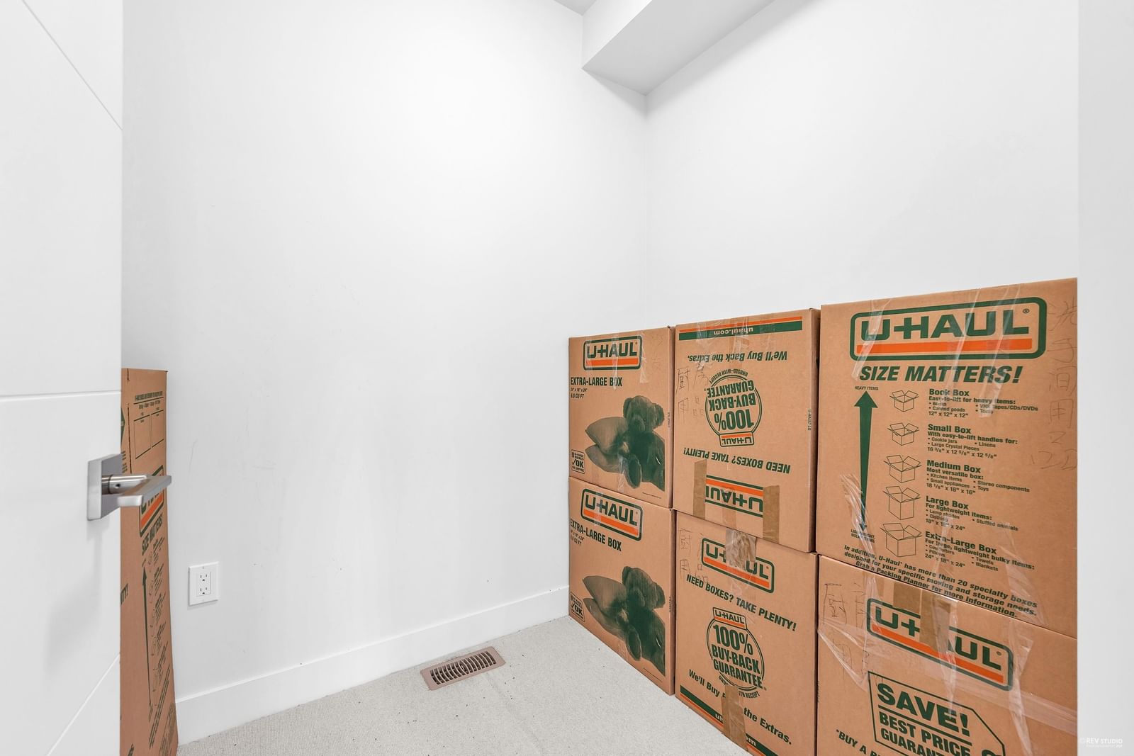 Listing Image 29