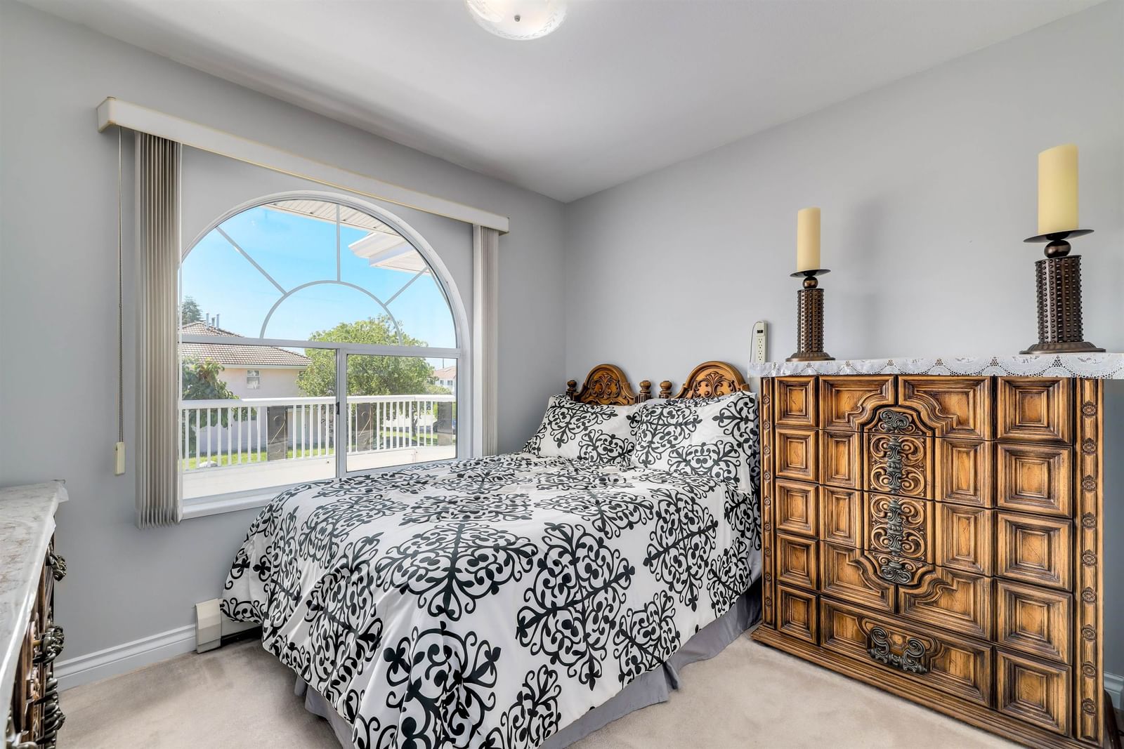 Listing Image 27