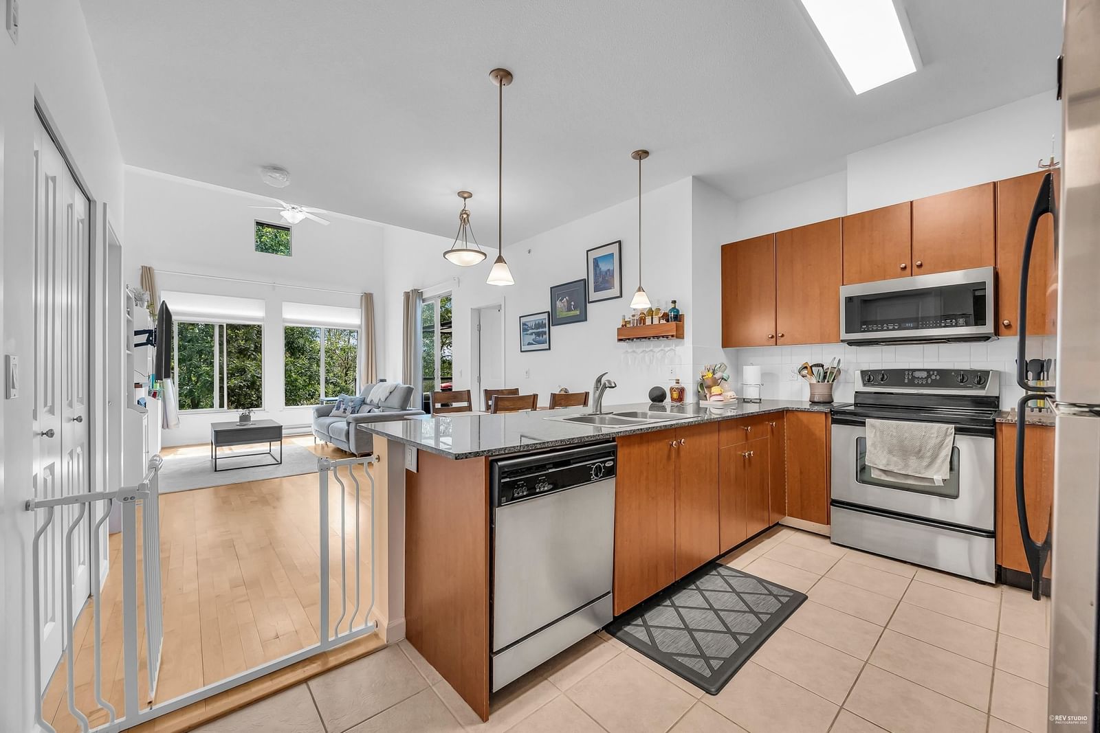 Listing Image 13