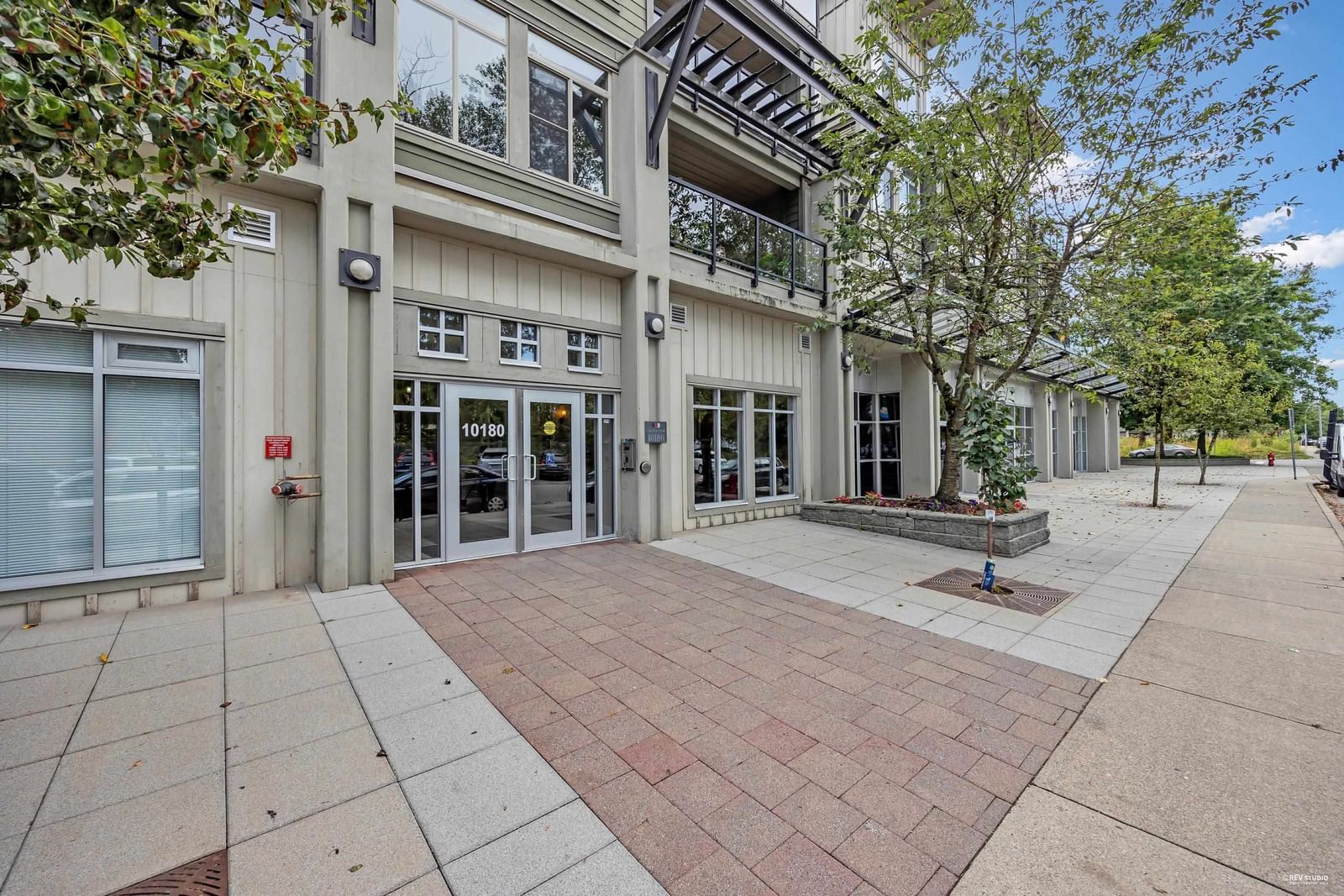 Listing Image 23