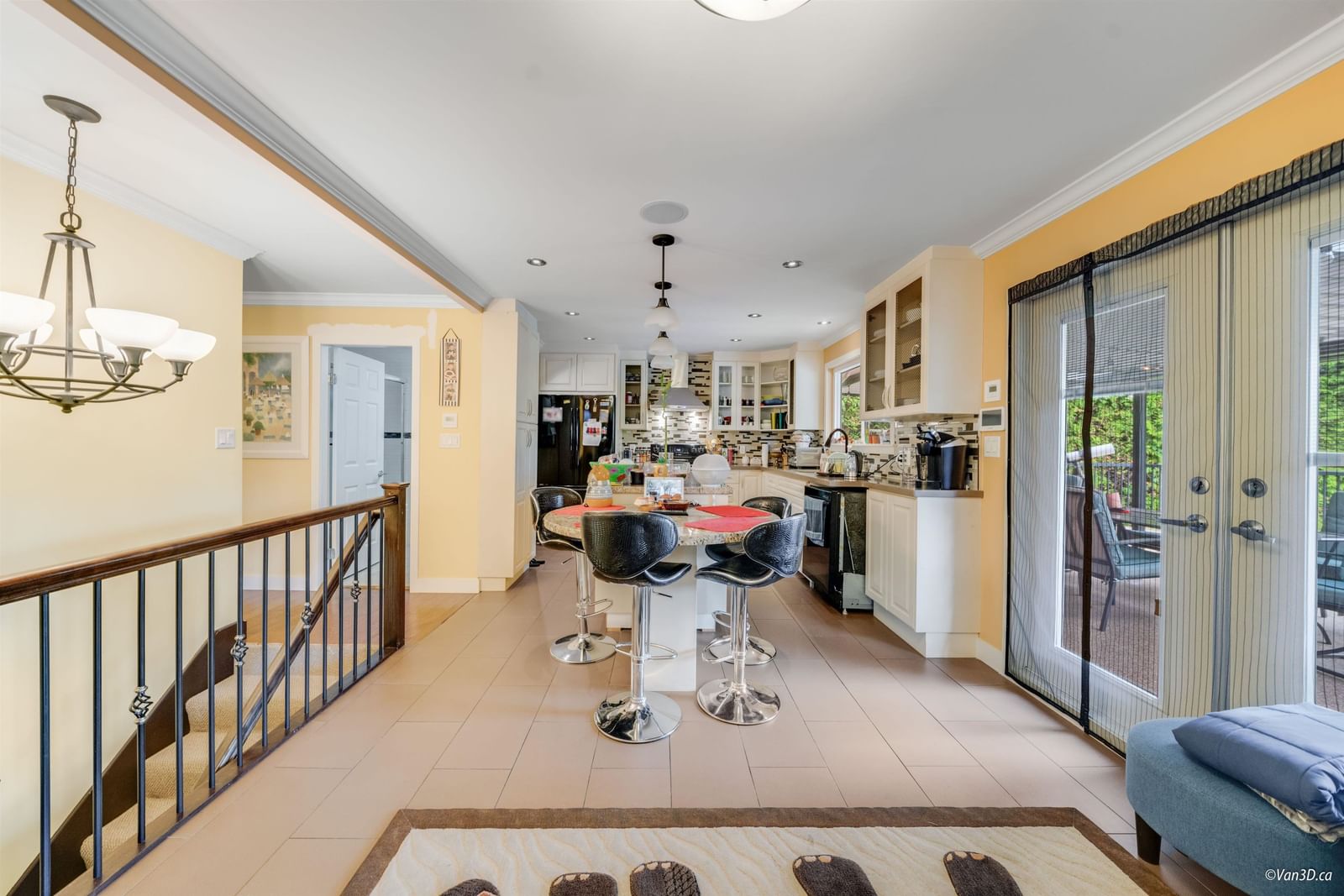 Listing Image 5