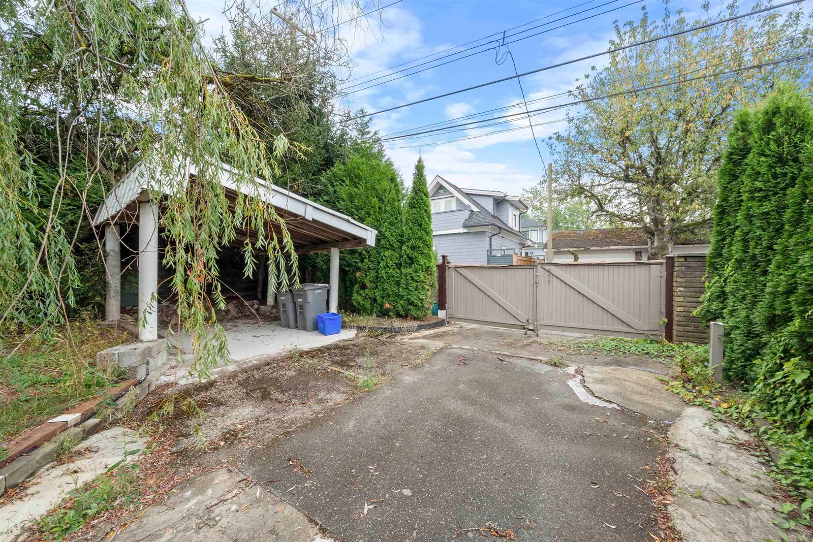Listing Image 8