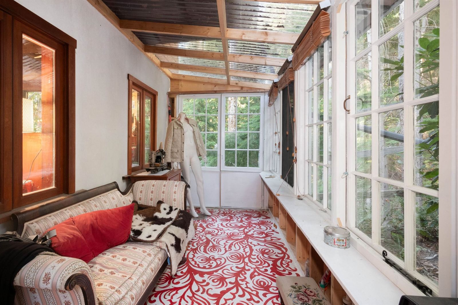 Listing Image 10