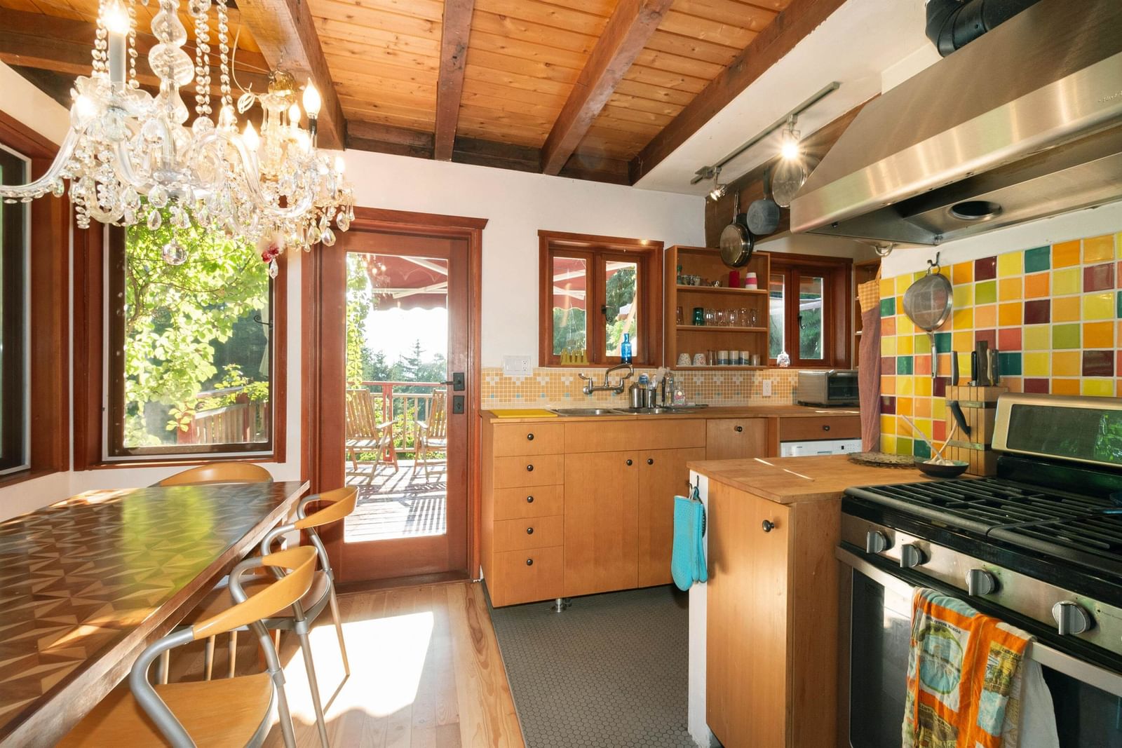 Listing Image 11
