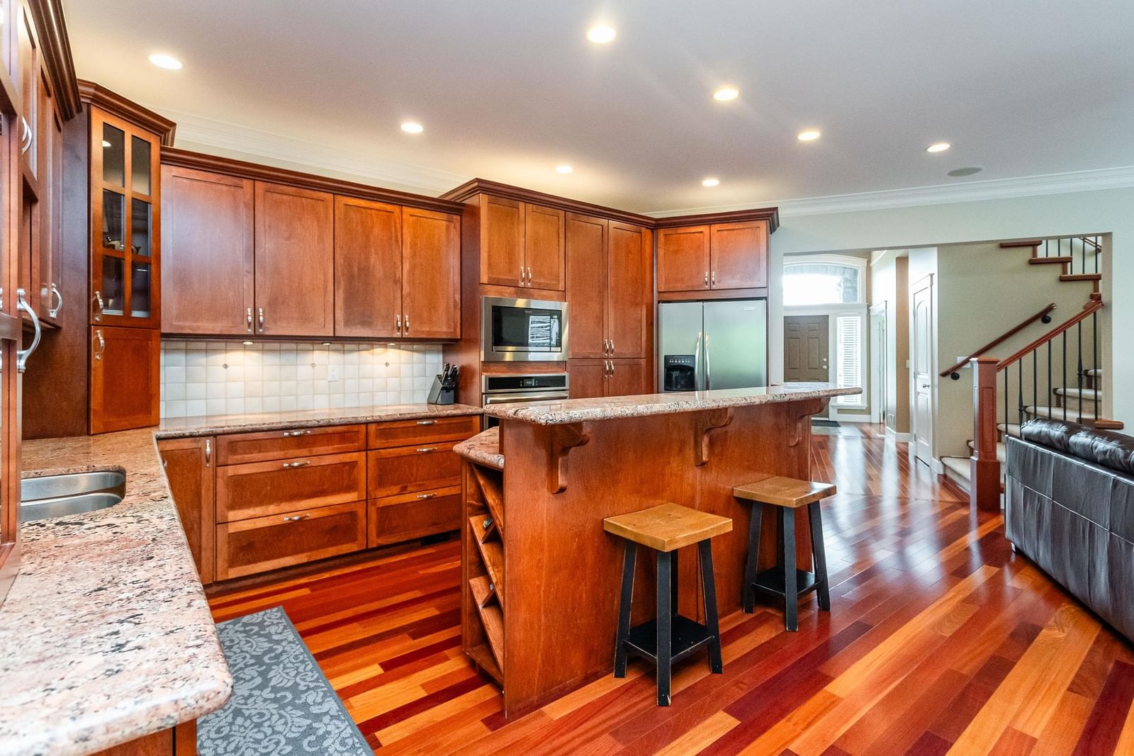 Listing Image 14