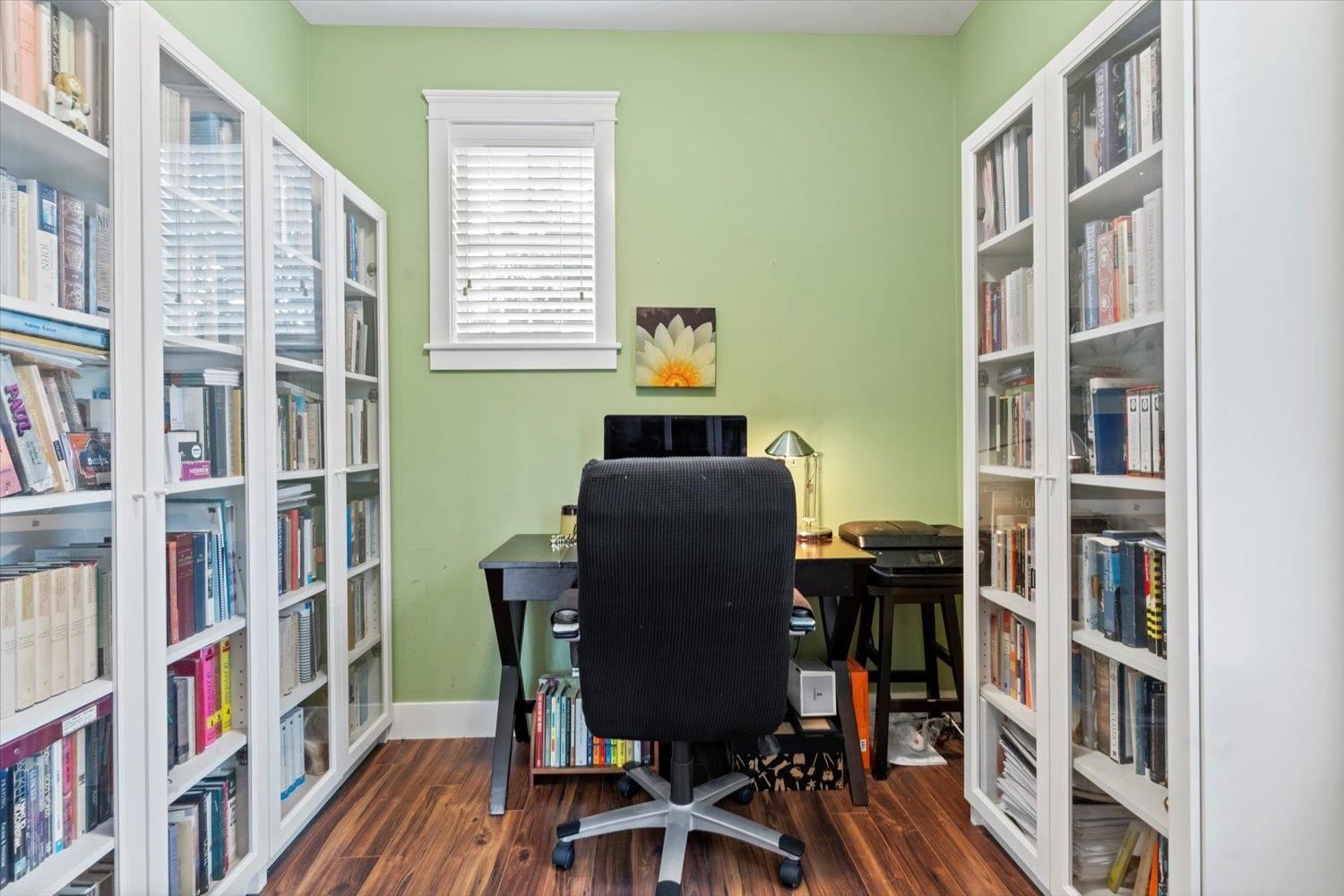 Listing Image 15