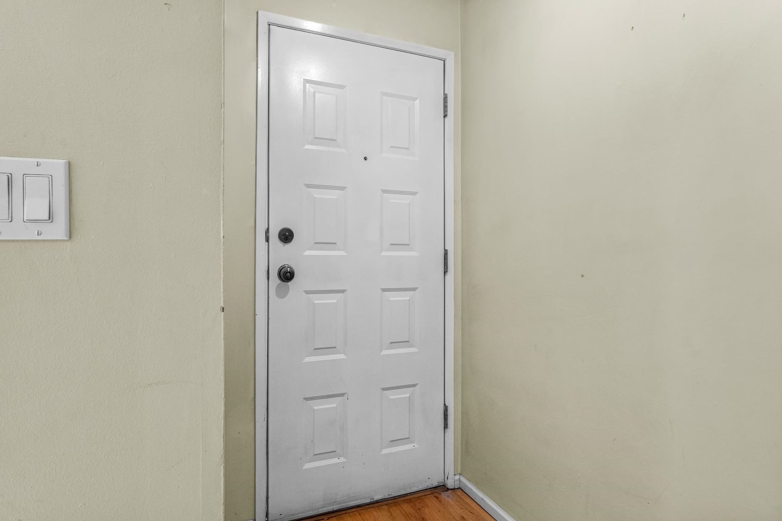 Listing Image 17