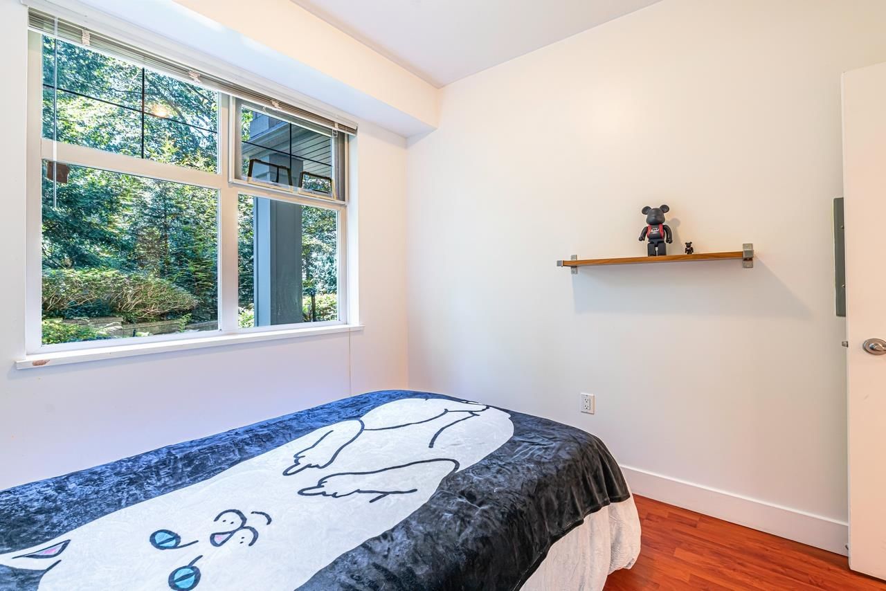 Listing Image 9