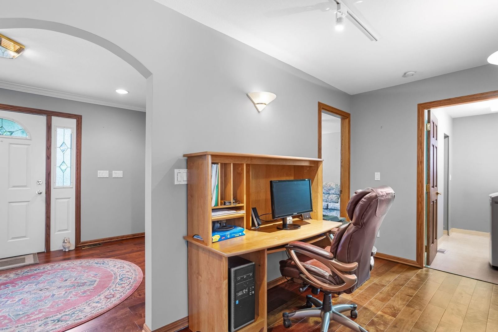 Listing Image 10