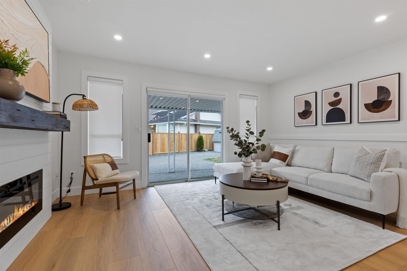 Listing Image 15