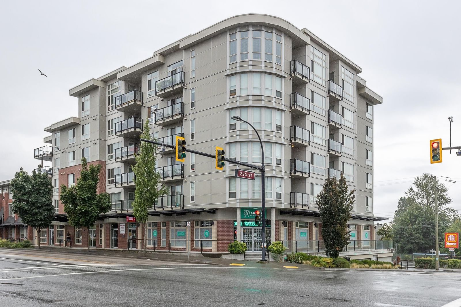 Listing Image 1