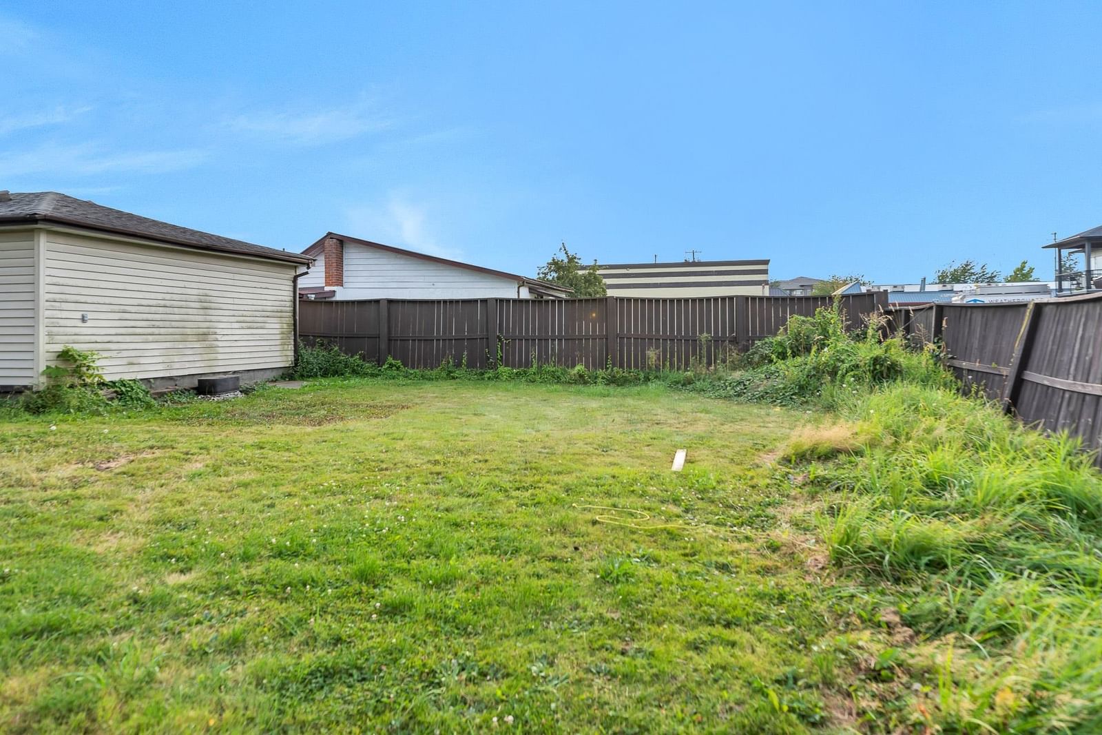 Listing Image 36