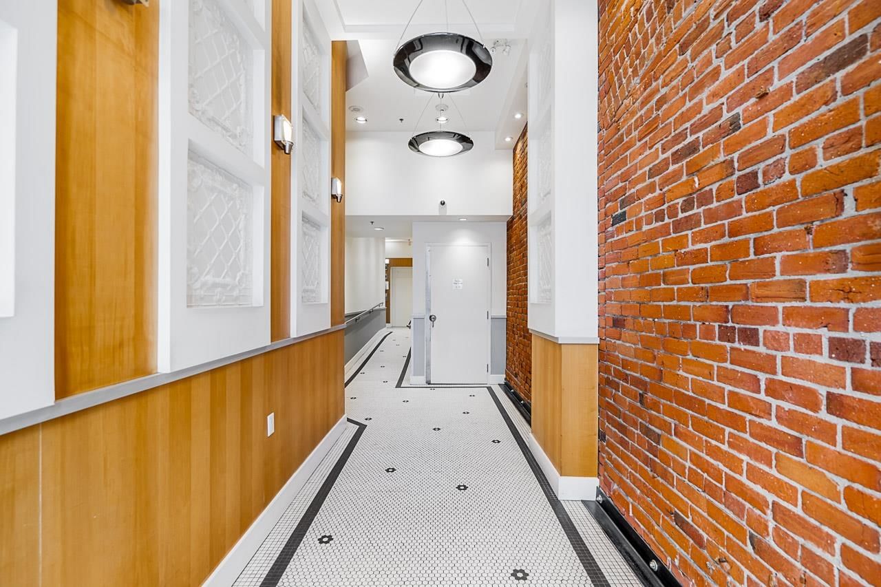 Listing Image 26