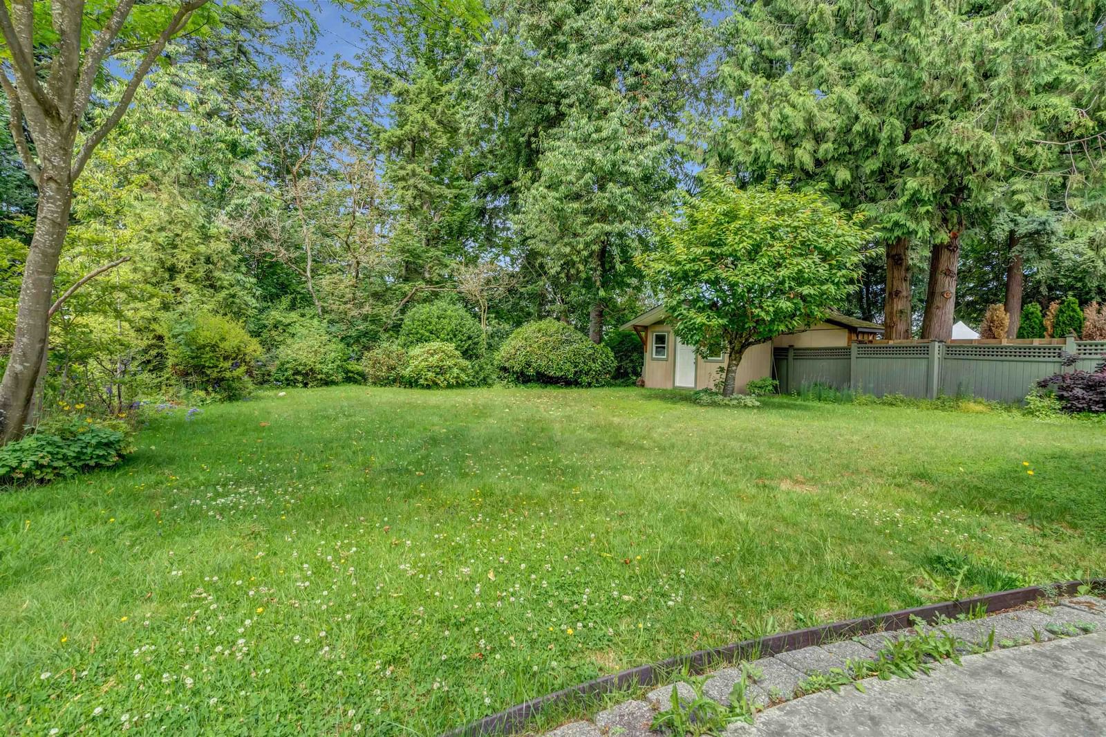 Listing Image 28
