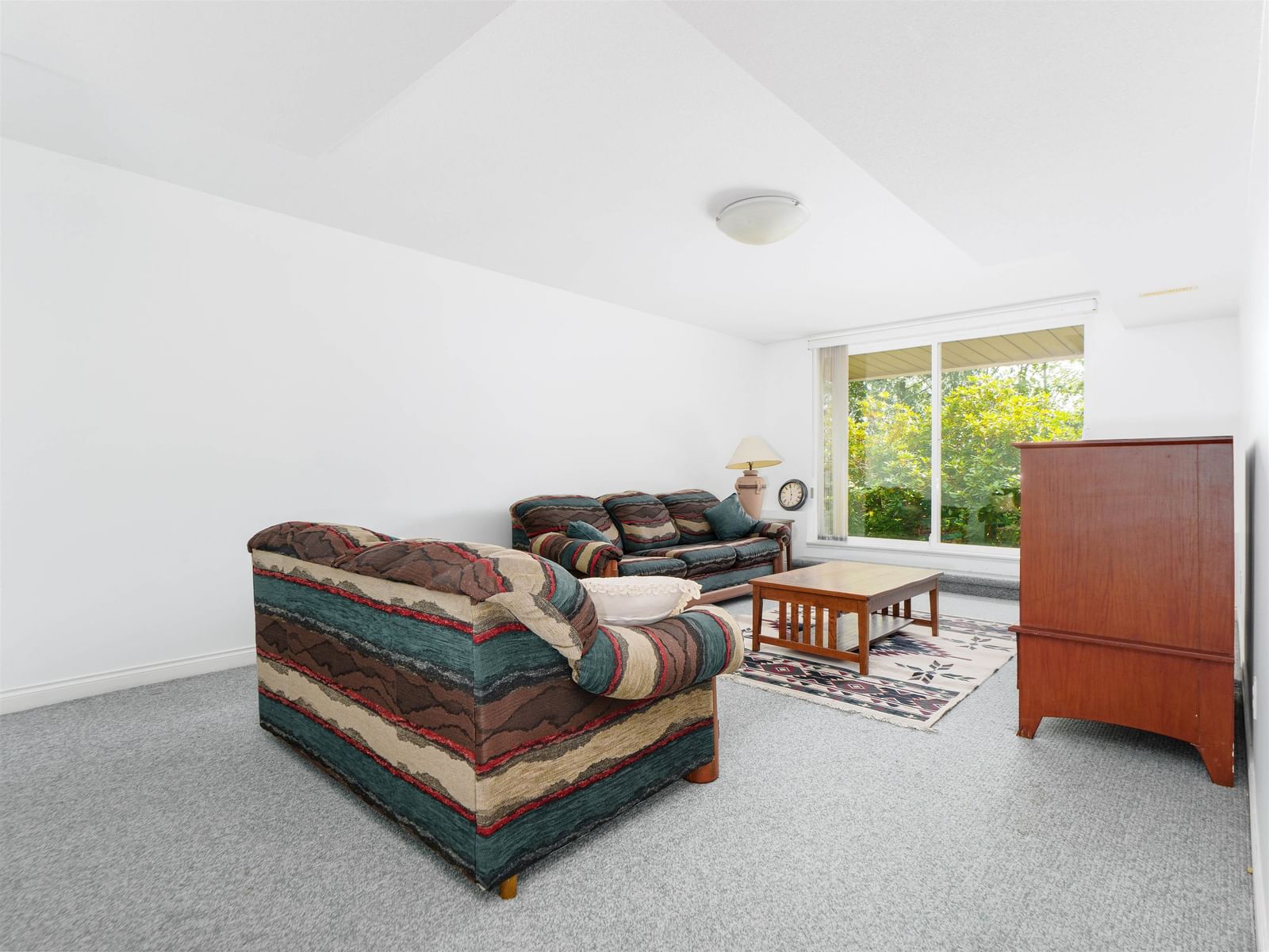 Listing Image 30