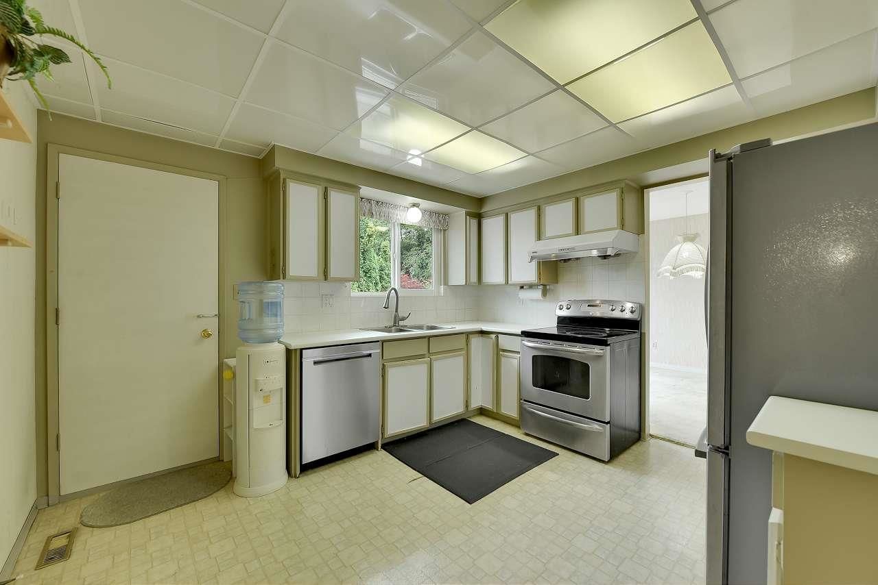 Listing Image 16