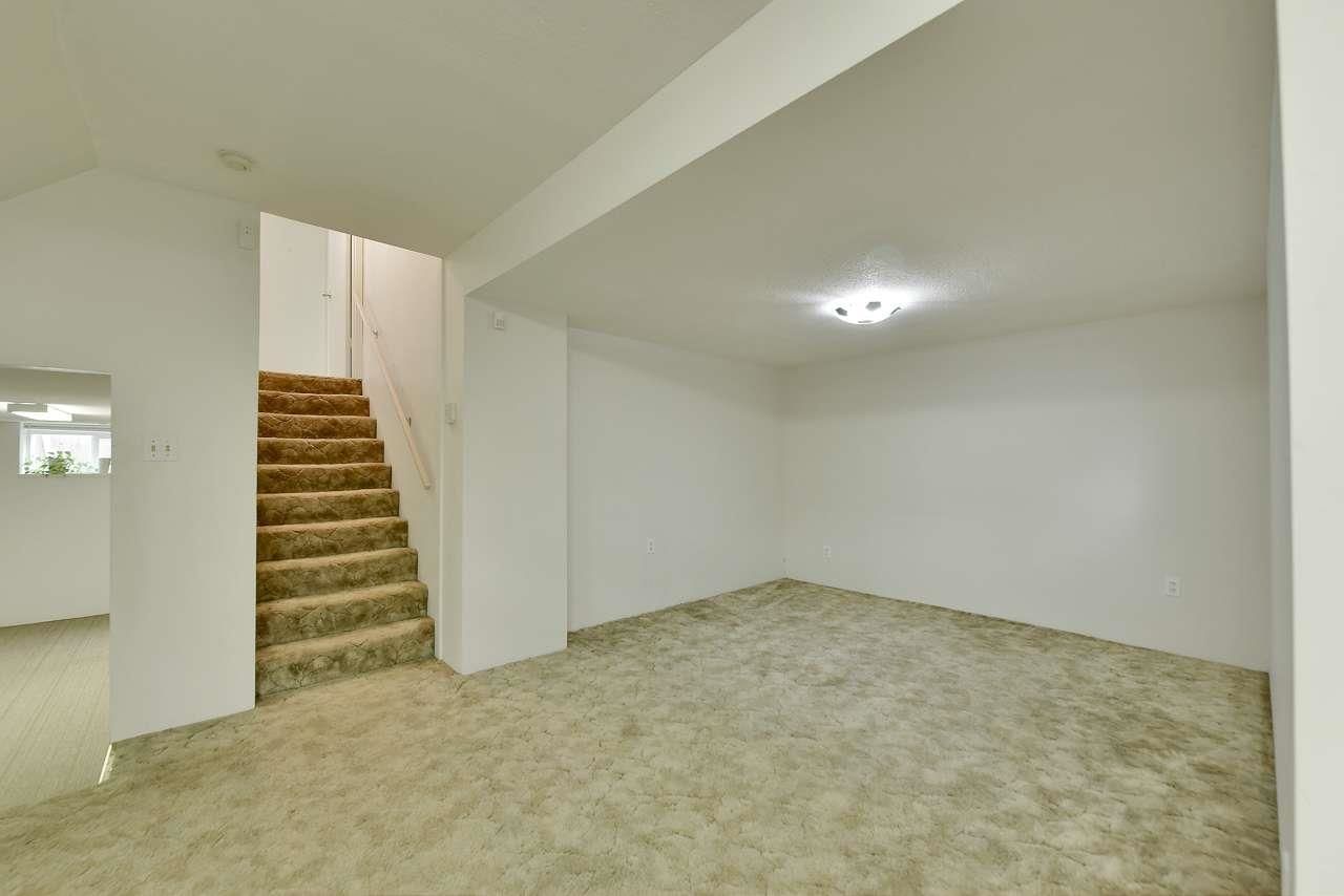 Listing Image 30
