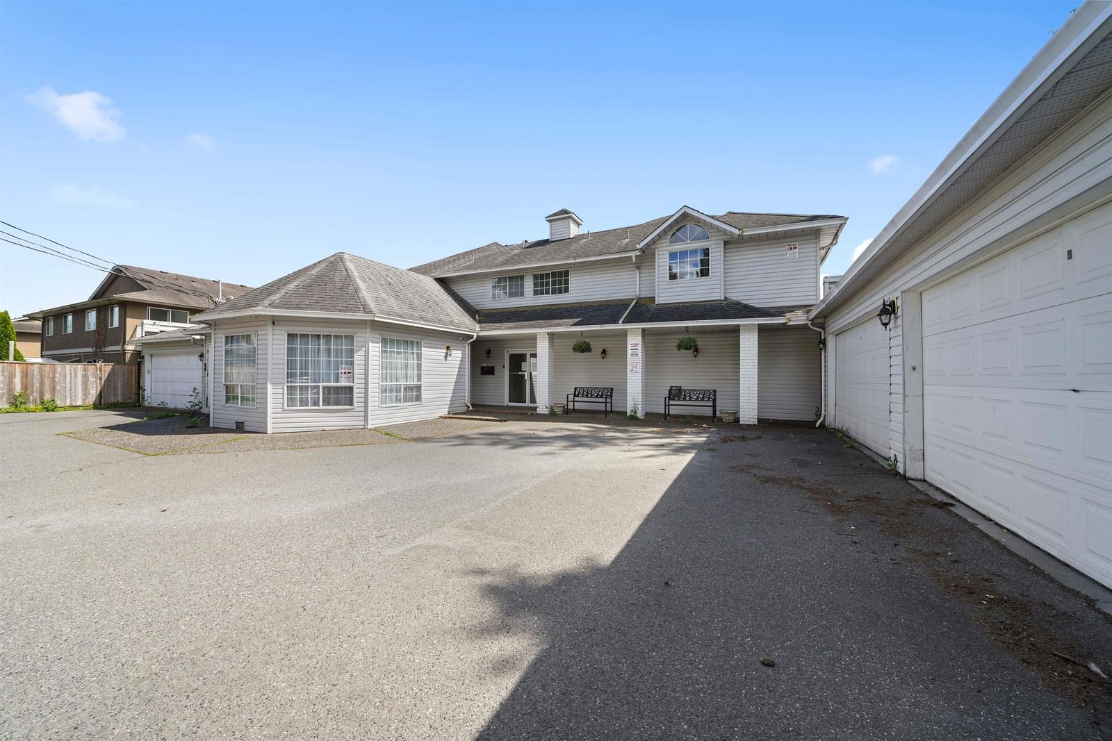 Listing Image 24