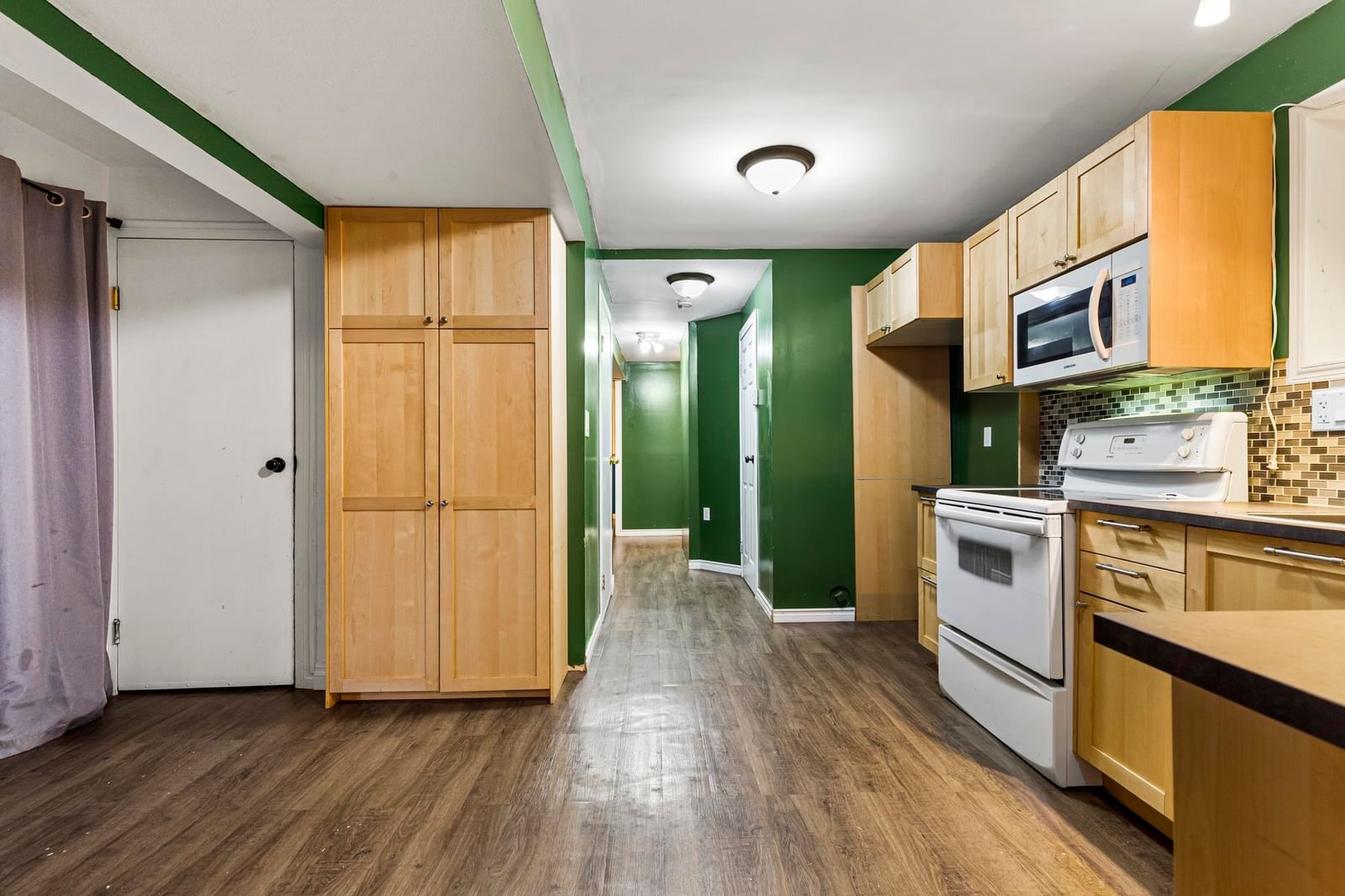 Listing Image 21