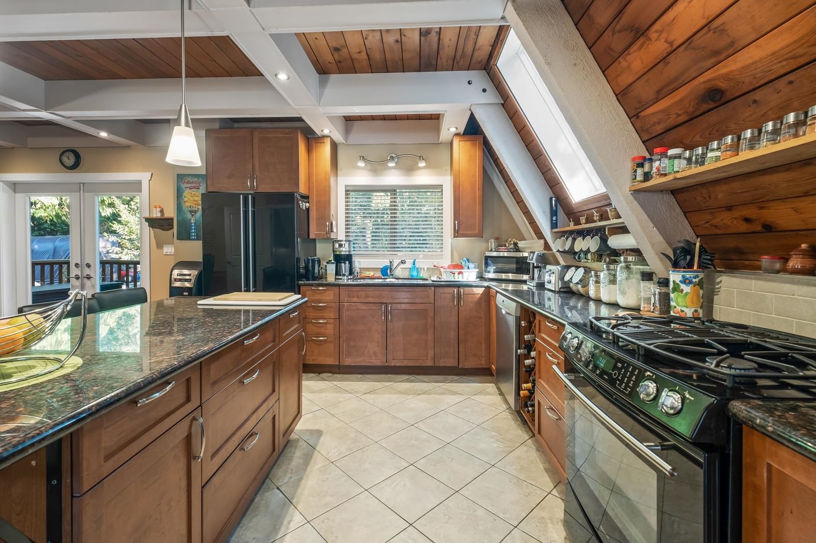Listing Image 16
