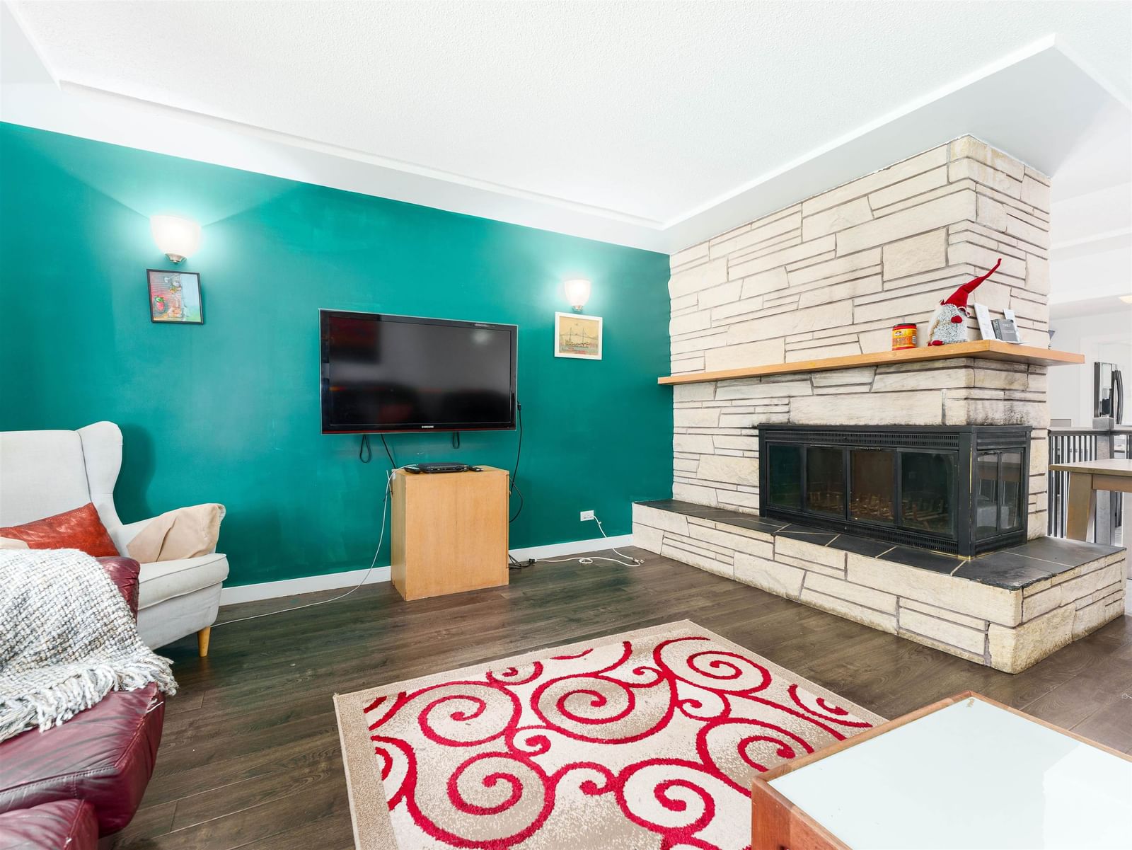 Listing Image 10
