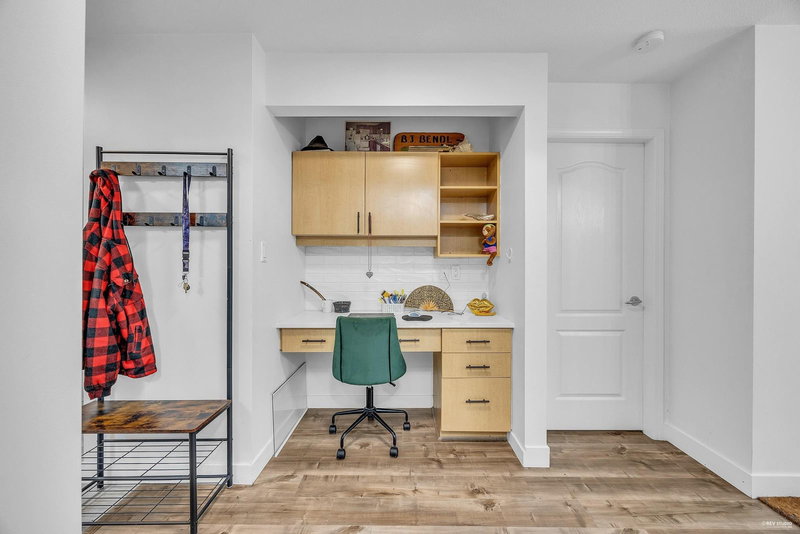 310 - 15220 Guildford Drive, Surrey, V3R 0Y6 | Image 3