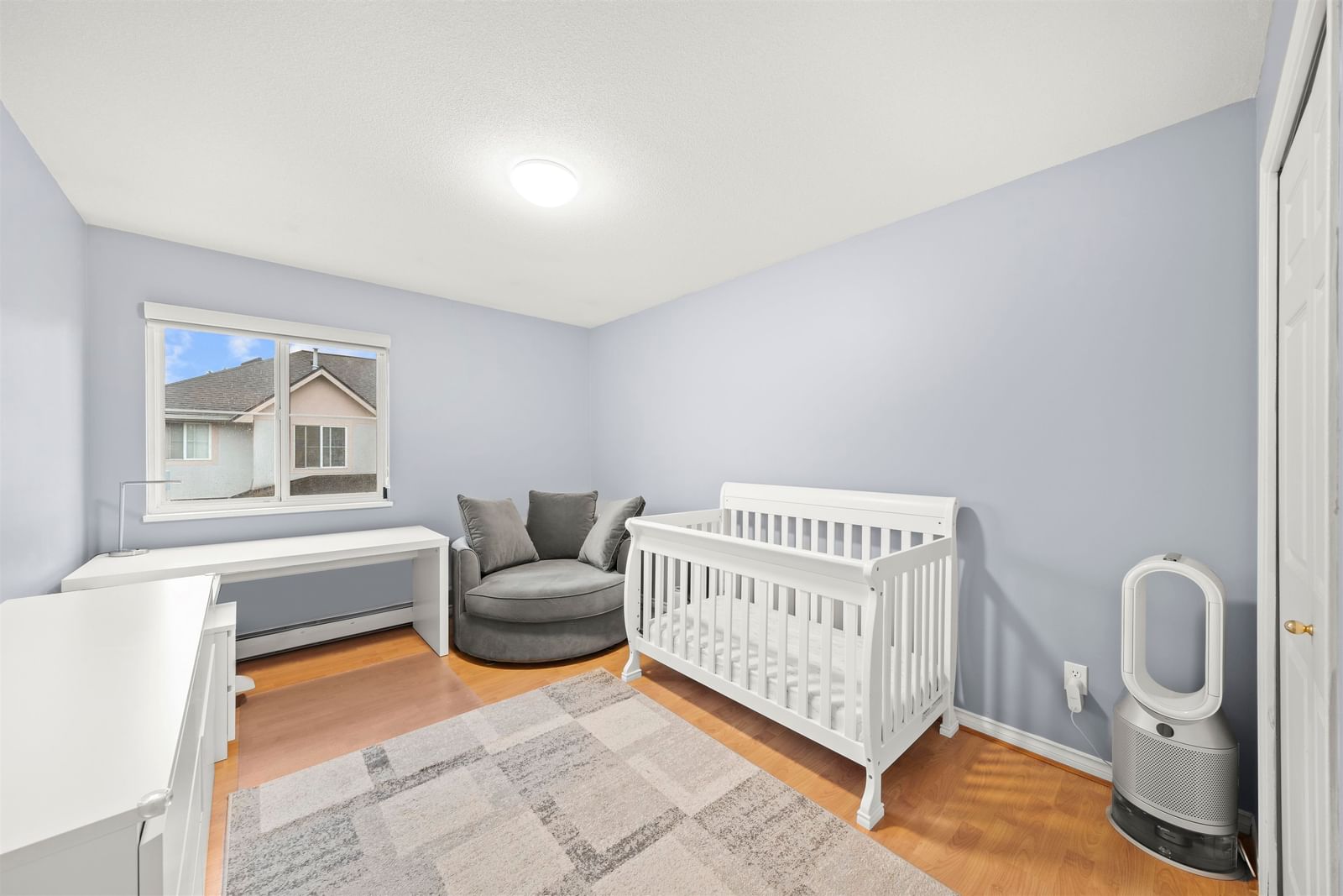 Listing Image 19