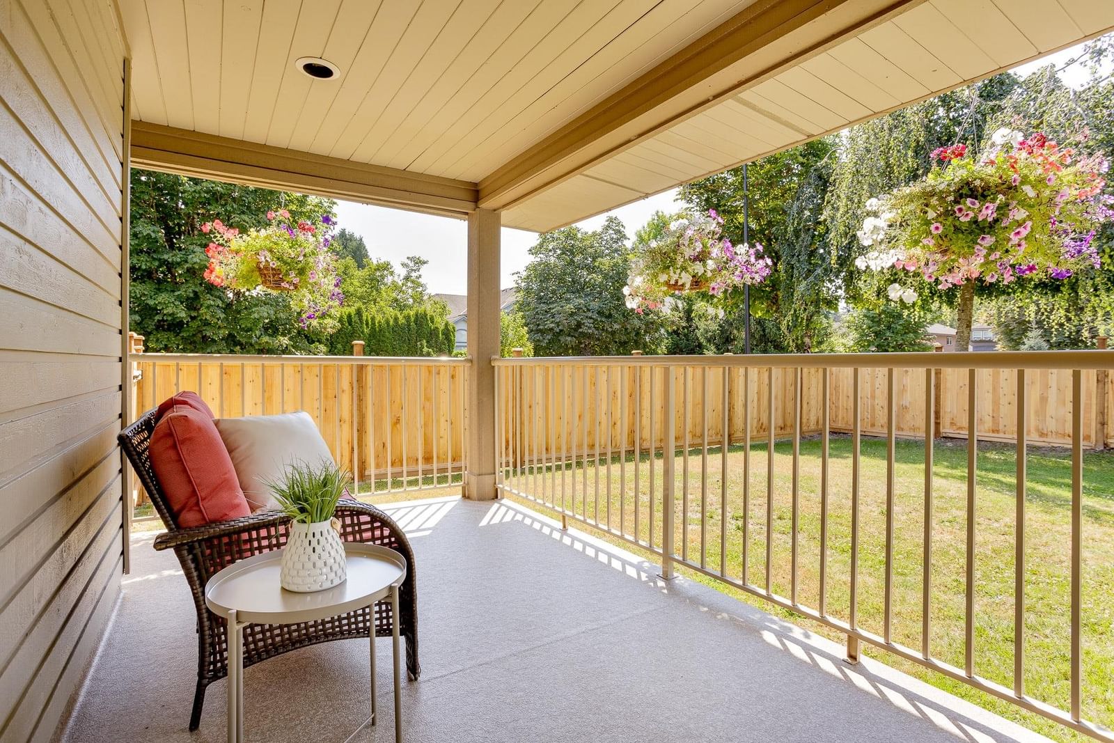 Listing Image 14