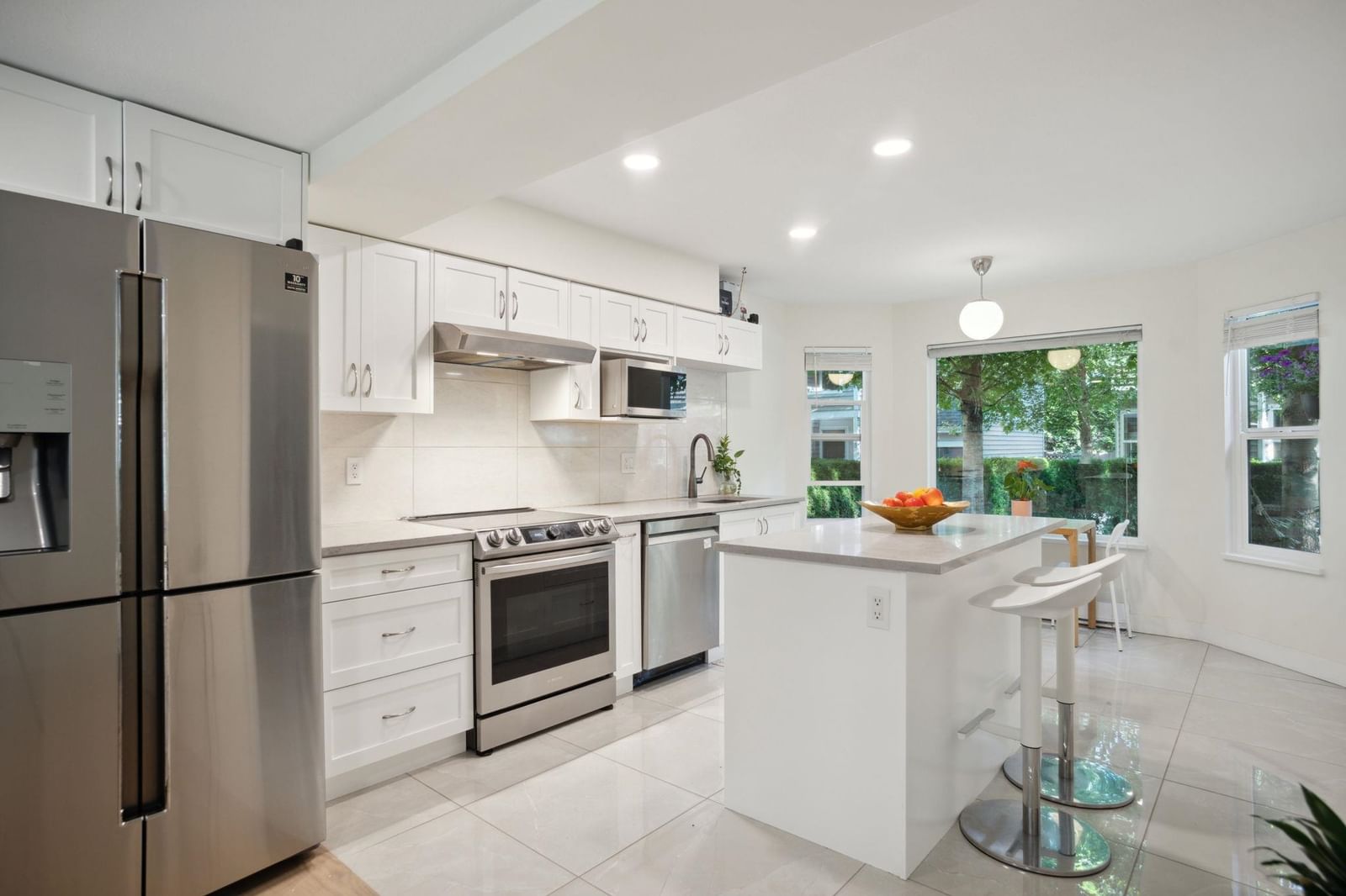 Listing Image 10