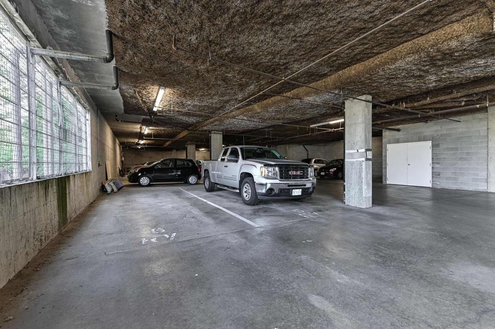 Listing Image 31