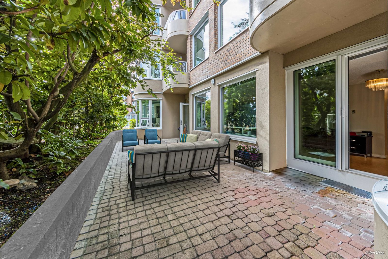 Listing Image 6