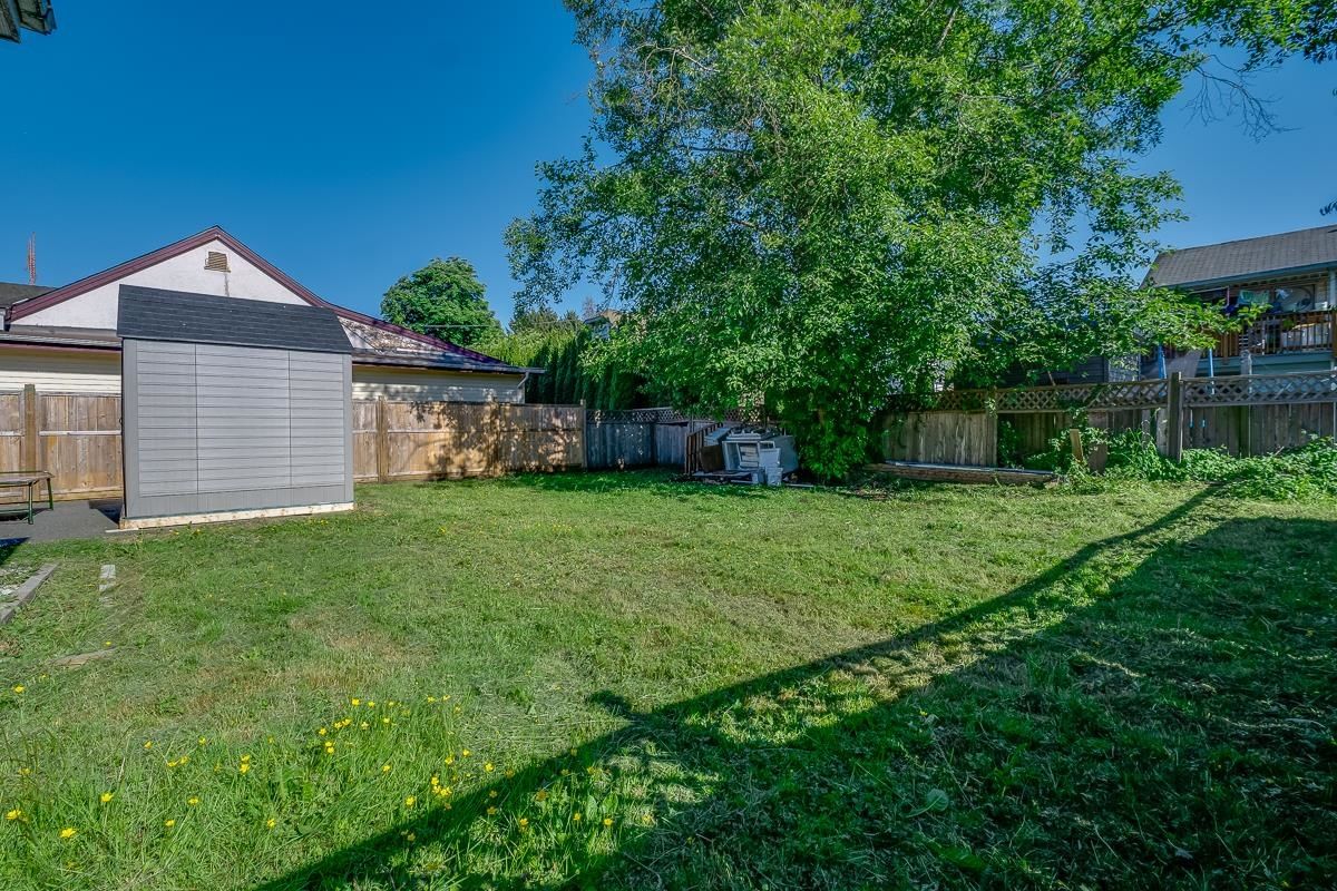 Listing Image 9