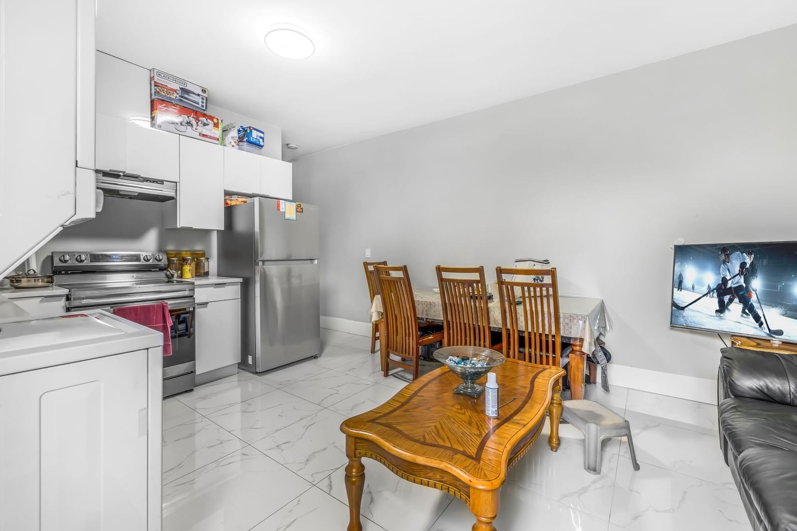 Listing Image 33