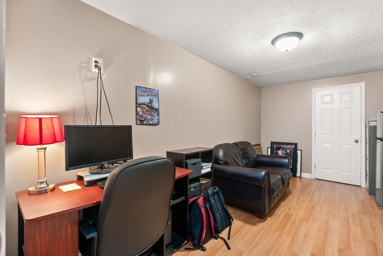Listing Image 33