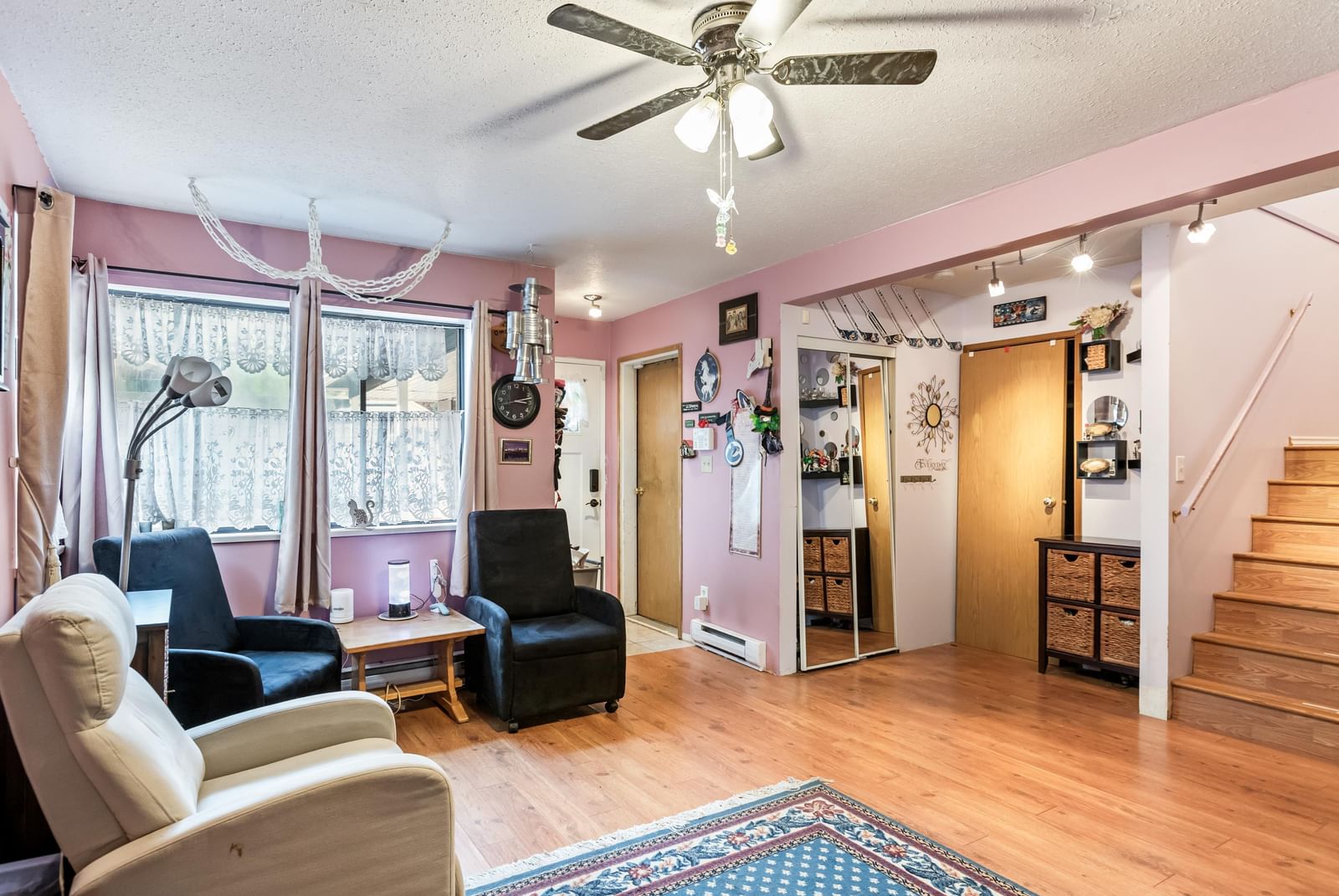 Listing Image 14
