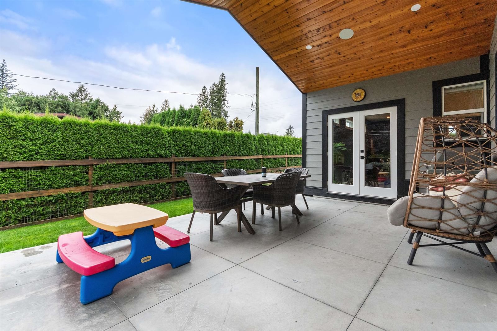 Listing Image 22