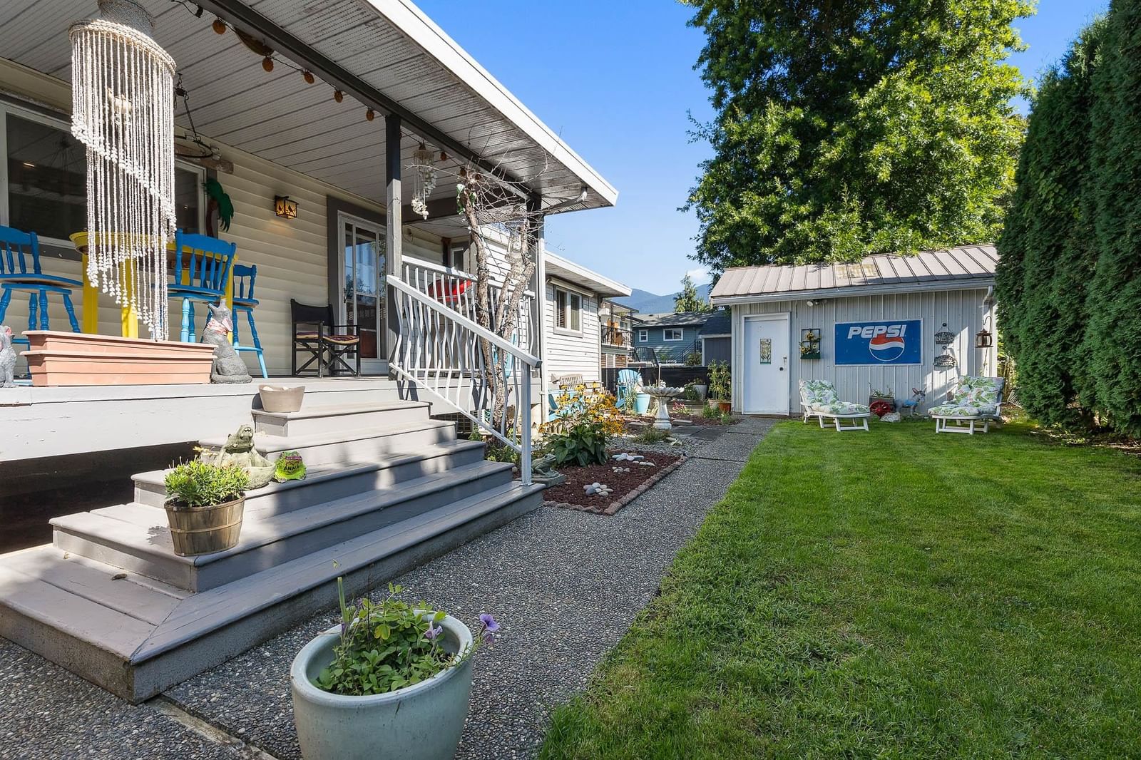 Listing Image 6