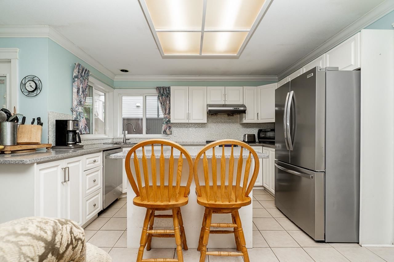 Listing Image 17