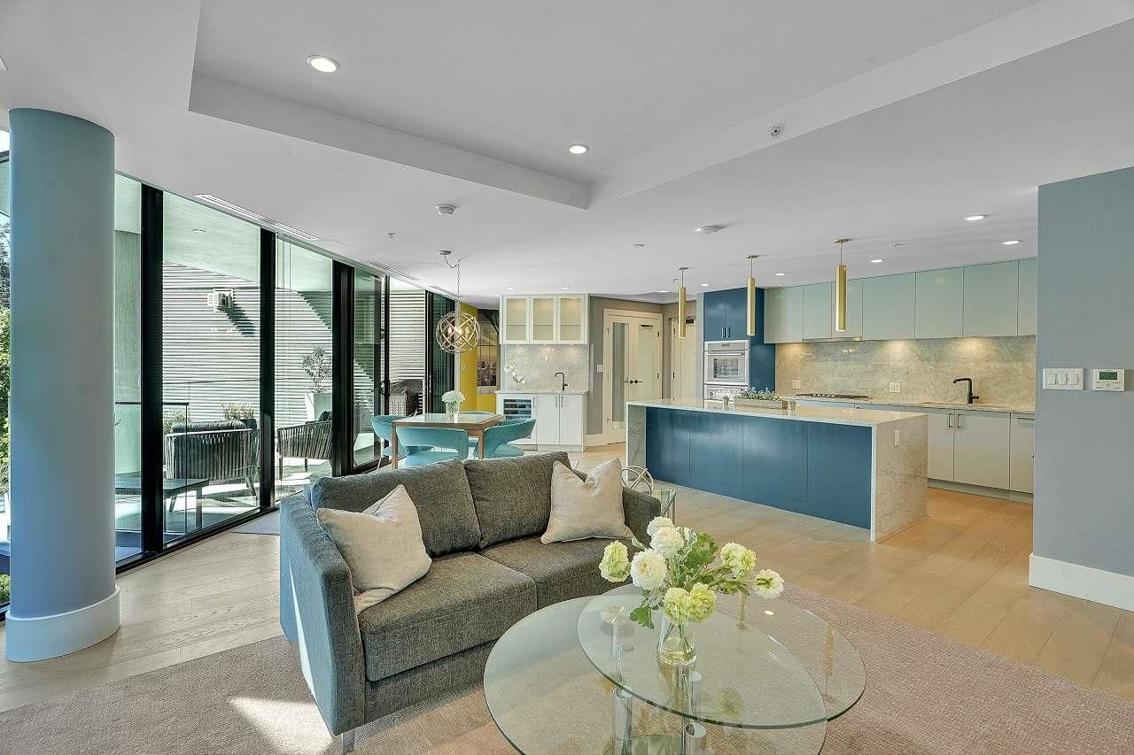 Listing Image 11