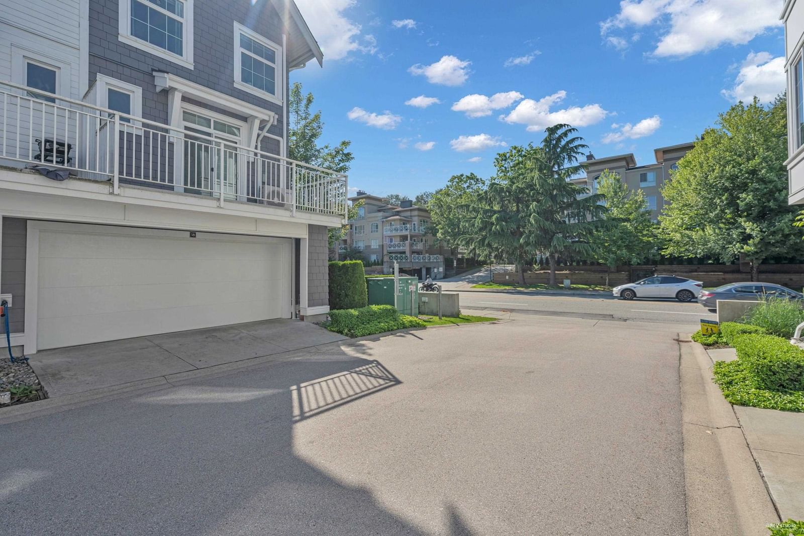 Listing Image 32