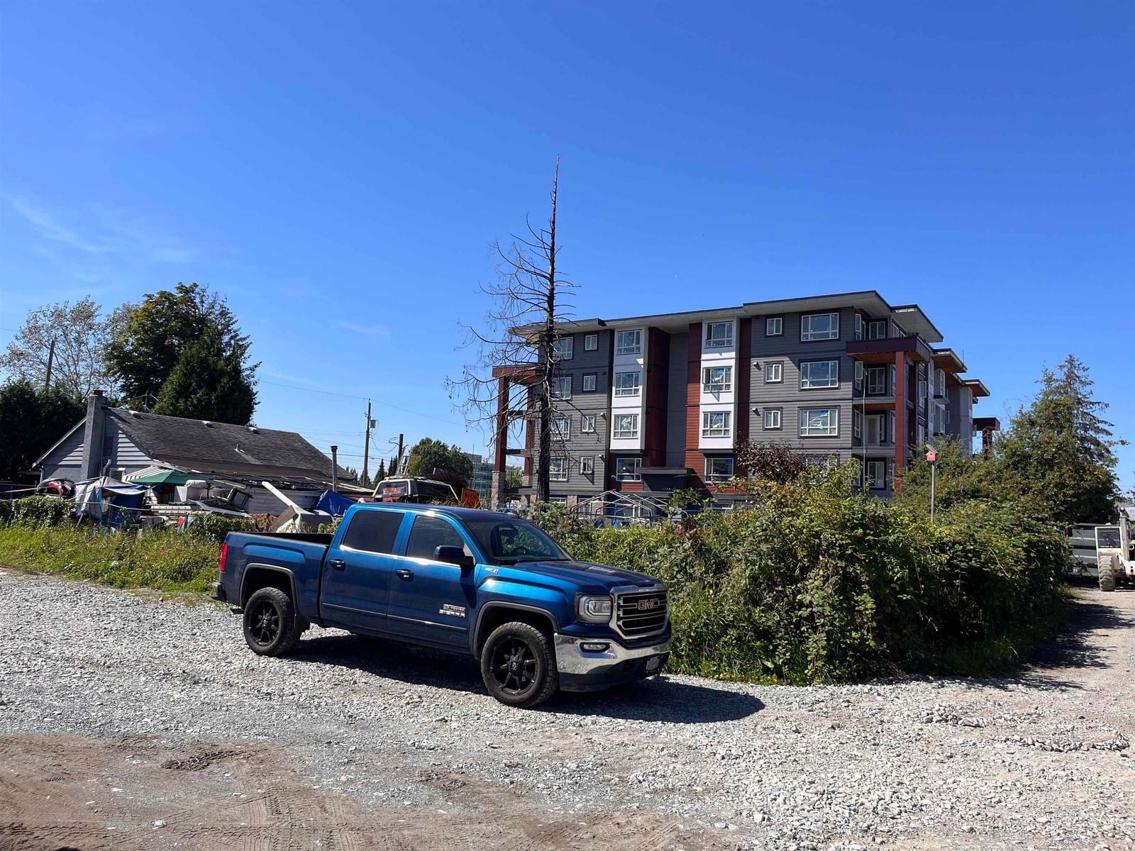 Listing Image 6