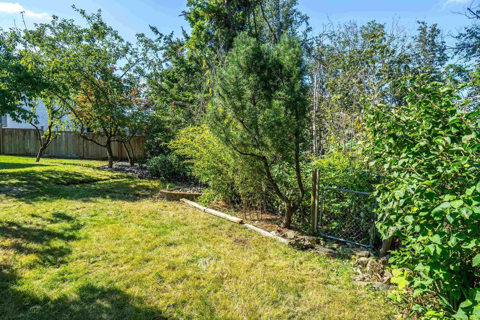 Listing Image 27