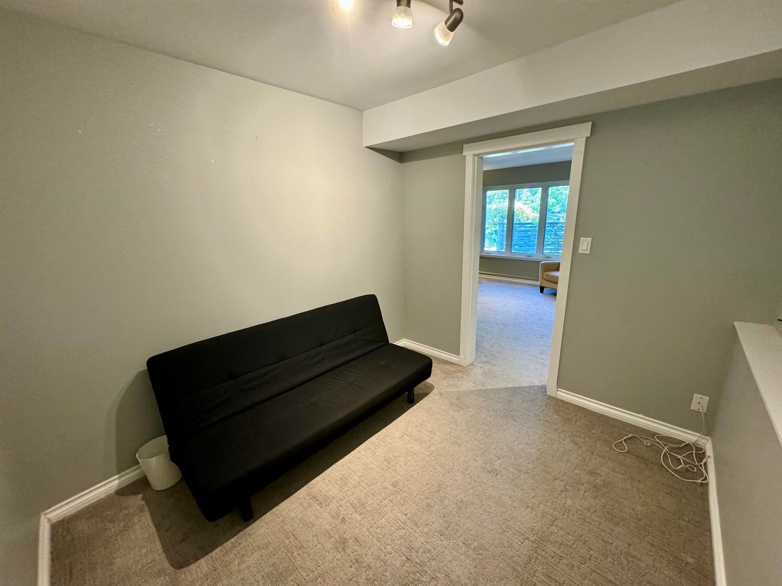 Listing Image 30