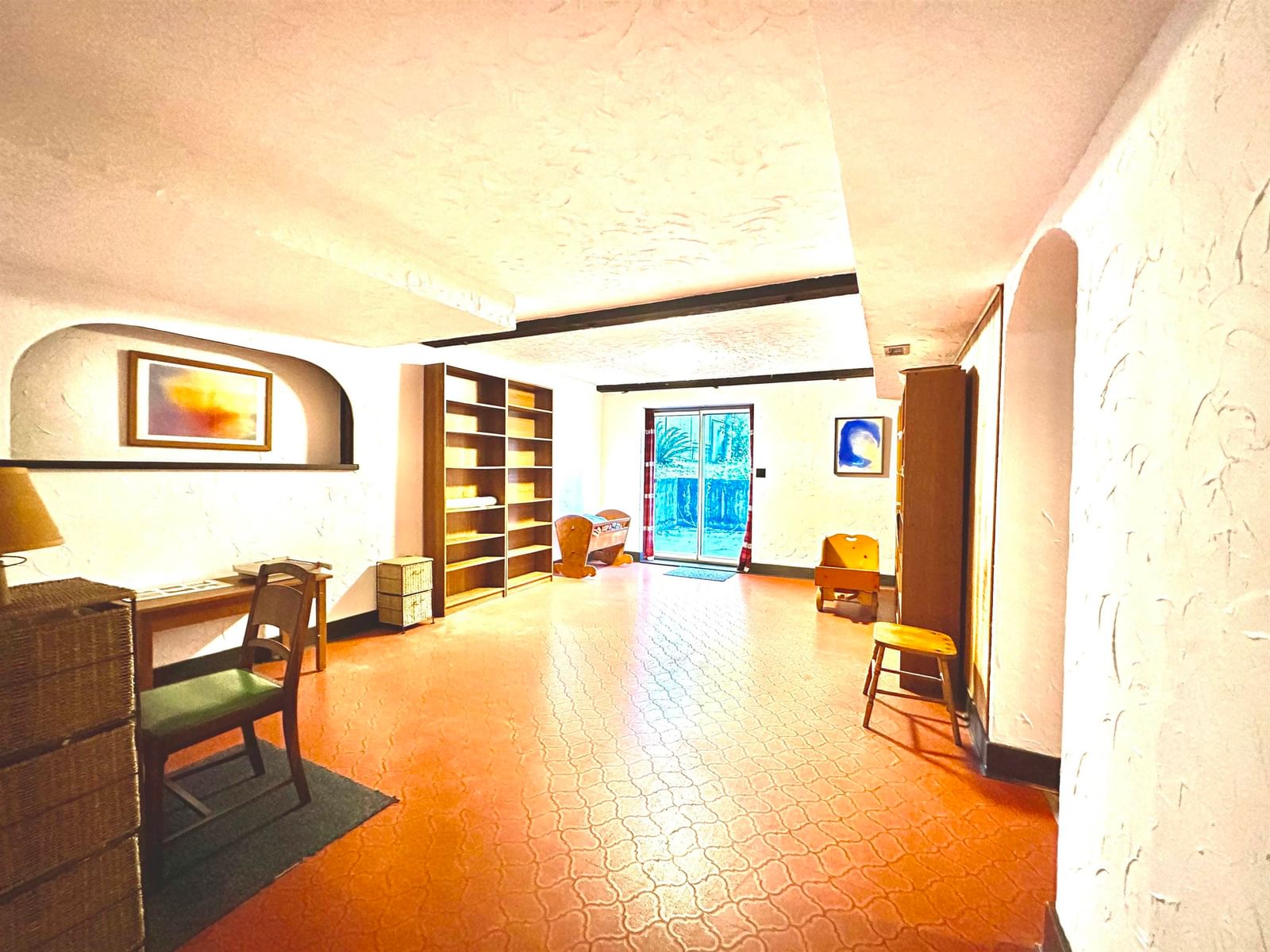 Listing Image 16