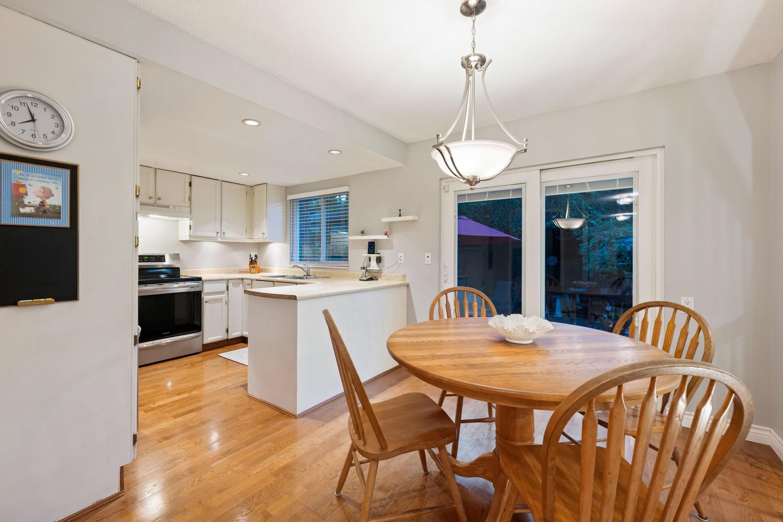 Listing Image 11