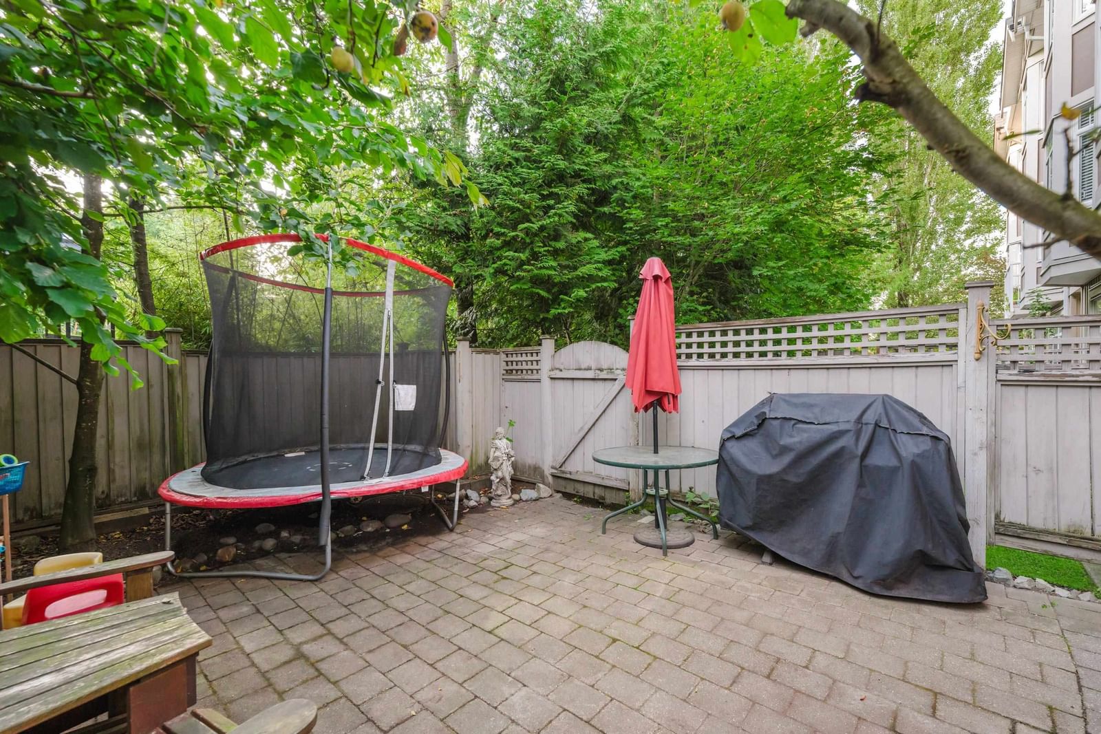 Listing Image 25