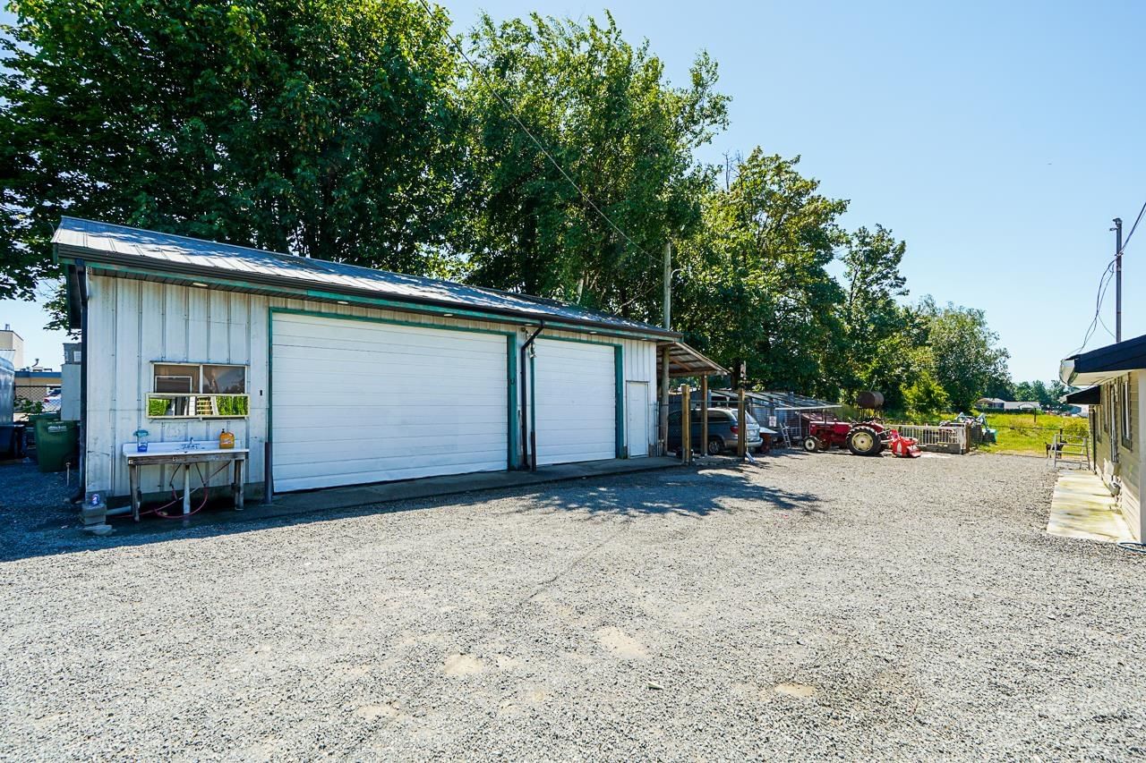 Listing Image 8