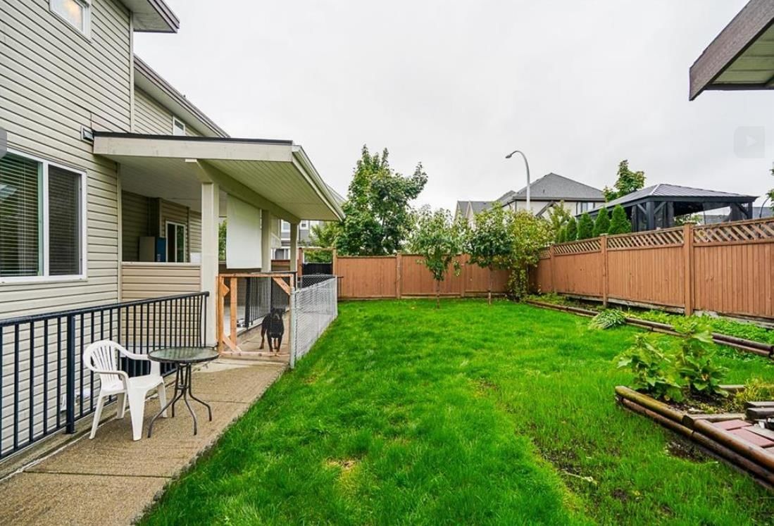 Listing Image 10
